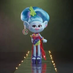Hasbro TROLLS - POUPEE MANNEQUIN FASHION DELUXE -Réduits Jouets Magasin 3edb0591e0414db0c645d9d865e28f95e5b27261 10022203 06