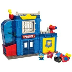 Goliath SUPER ZINGS POLICE STATION