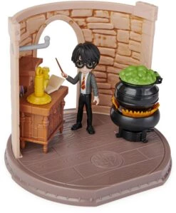 SPIN MASTER PLAYSET COURS DE POTION WIZARDING WORLD - HARRY POTTER -Réduits Jouets Magasin 83776b1bc3b6fc209f23f5c03a6e400e66cf8c9a 41001744 05
