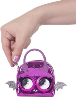 SPIN MASTER PURSE PETS MICRO - CHAUVE-SOURIS 13 SPIN MASTER PURSE PETS MICRO - CHAUVE-SOURIS -Réduits Jouets Magasin 83c3fed6bd3466510cddb8b604944ef56bc01ee5 41010410 06