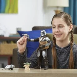 Hasbro STAR WARS GALACTIC ACTION MANDALORIAN AND GROGU -Réduits Jouets Magasin d14c57b141399295d3e8b428bae894f1fee358f5 41002881 04