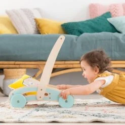 Corolle BB30 CHARIOT DE MARCHE EN BOIS -Réduits Jouets Magasin d63fd328bf5970ba08c41e8ebfdbbada27b1f478 10082921 04